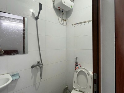 Mình pass trọ gấp địa chỉ ngách 62 ngõ 224 hoàng mai   gần chợ  cách 2 km bách kinh xây 3