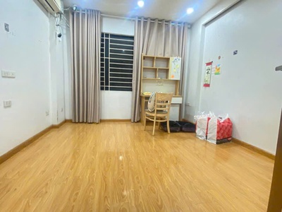 Cho thuê nhà riêng Hương Viên, Hai Bà Trưng 30m x 5T giá 12 triệu, nhà đẹp, ở ngay 1
