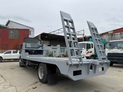 Em còn 1 xe  có sẵn- duy nhất  mới 100. 3
