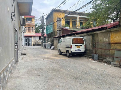 Bán đất ngọc động. 45m2   mt 4m   3,8 tỷ. ô tô vào đất, kinh doanh 1