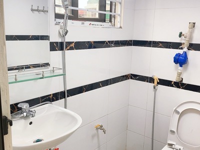 Cho thuê căn hộ ccmn mới tinh phố bạch mai 2