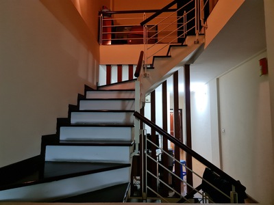 Cho thuê nhà mặt phố 157 phố Yên Lãng 2