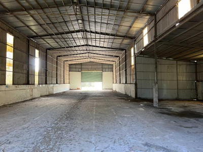 Cho thuê kho 620m    sẵn điện nước   vị trí đắc địa tại Tôn Đản   giá chỉ 30 triệu/tháng 0