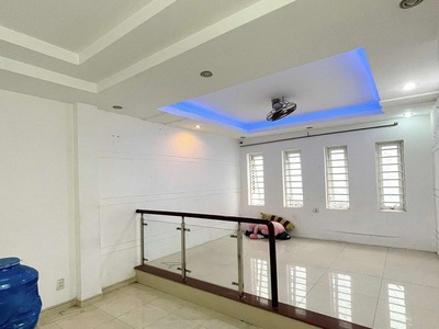 Bán nhà hxh bùi thị xuân, p2, tân bình, 61m2, 4 tầng, 6pn, có dòng tiền 2