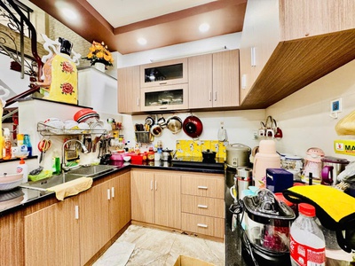 Bán nhà hxh âu dương lân 42m2 5 tầng phường 3 quận 8 chỉ nhỉnh 6 tỷ 2