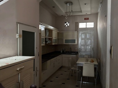 Cho thuê nhà 3 tầng 1 tum, 4 ngủ,3wc ngõ 189 thanh nhàn, đối diện công viên tuổi trẻ 3