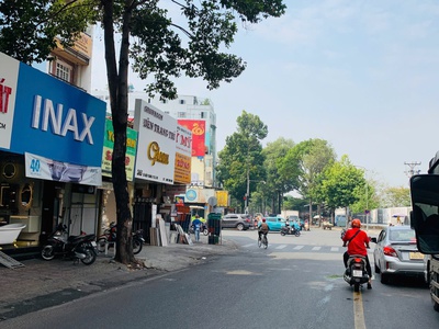 Cho thuê nhà 357 Tô Hiến Thành, Phườn 15, Quận 10. Trệt, 2 lầu, 5 PN, 3WC, DT4x20 chỉ 45tr 2