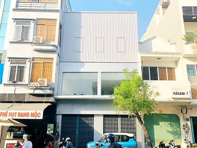 Cho thuê nhà mặt tiền 31 Hoàng Hoa Thám, P6, Bình Thạnh. Trệt, 2 Lầu, ngang 6x20 chỉ 80tr 0