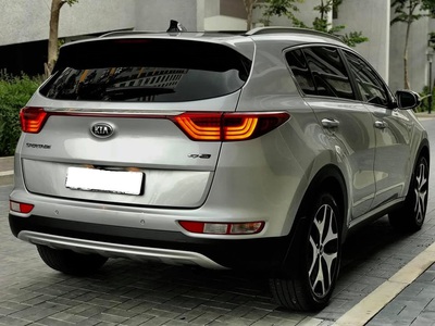 Bán xe Kia Sportage GT-Line sx 2016, số tự động 2.0L, màu trắng. 4