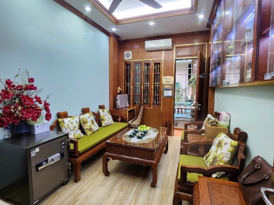 Bán nhà ngõ 189 phố giảng võ 36/42/44m2 x 6 tầng, ngõ thông rộng, 5 phòng ngủ đầy đủ công năng full 2