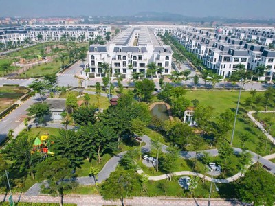 Cc bán bt hud mê linh 323m, giá đầu tư, 70tr/m 2