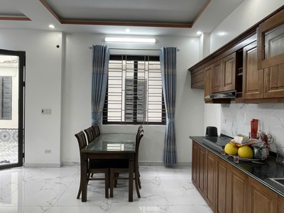 Bán nhà riêng 45mx 4 tầng Phương Lưu Vạn Mỹ. Giá rẻ 4