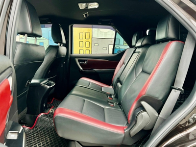 Bán xe Toyota Fortuner Legender 2023 2.8L 4x4 AT màu nâu. 12