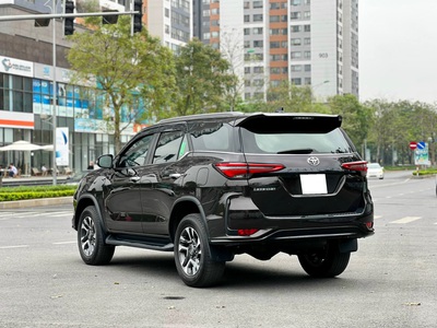 Bán xe Toyota Fortuner Legender 2023 2.8L 4x4 AT màu nâu. 7