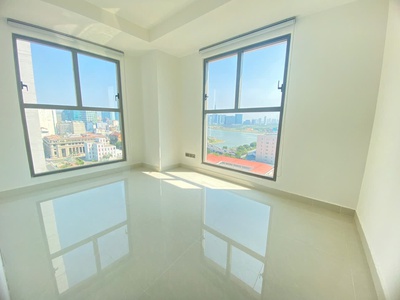 Cho thuê -  Saigon Royal - 2PN, 2 WC- HTCB view đẹp -  DT 56m2 - Giá 18 triệu 2