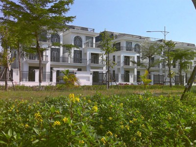 Bt hud mê linh 70 triệu/m đối diện dự án sun group.trung tâm huyện 4