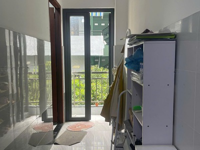 Về quê cần pass phòng hoặc tìm nữ ở ghép ở tân bình - tặng kèm 1 số vật dụng nếu chốt sớm. 1