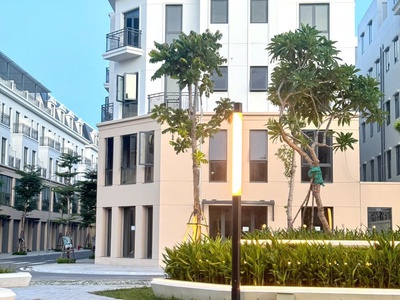 Bán nhà 5 tầng mới xây, gần ngay trung tâm hành chính Thành phố Thanh Hóa 2