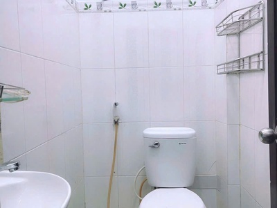 Nhà hẻm 2 xẹt 305 Lê Văn Quới,p Bình Trị Đông dt 36 m2 1 lầu 2pn 2wc giá 3,8 tỷ 0