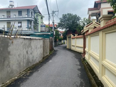 Phân khúc dưới 2 tỷ còn lô 52m2 Bình Trù, Dương Quang. LH: 0379.483.926 0