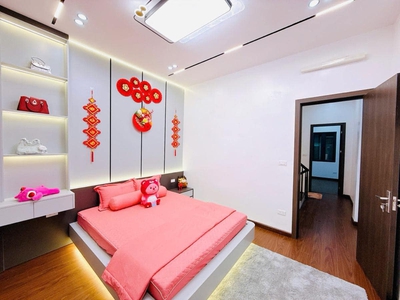 Bán nhà mới tinh 42m 4tầng MT3,9m 9tỷ Xuân Thủy Dịch Vọng Cầu Giấy Xây mới Trung tâm quận. 3