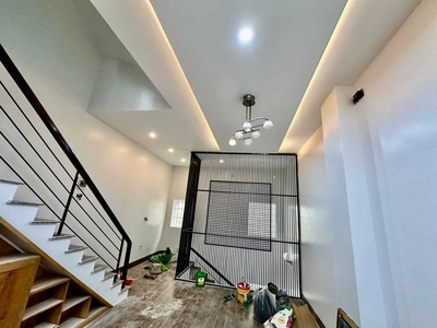 Lô góc Lạc Long Quân 9 TỶ 50m 5 Tầng MT4.5m Cách ô tô 15m Nhà mới ở ngay. 3