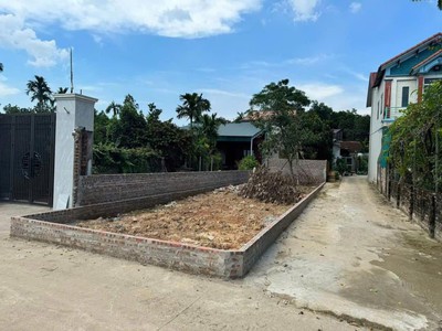 Bán mảnh siêu mẫu lôgóc phúc tiến đường to ngõ thông giá rẻ nhỉnh 3tỷ 105m 0