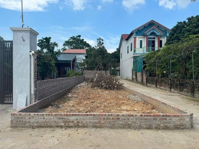 Bán mảnh siêu mẫu lôgóc phúc tiến đường to ngõ thông giá rẻ nhỉnh 3tỷ 105m 1
