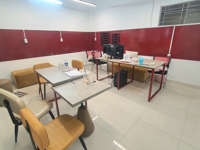 Cho thuê mặt bằng trệt làm văn phòng/logistics/shop online giá 12tr 0