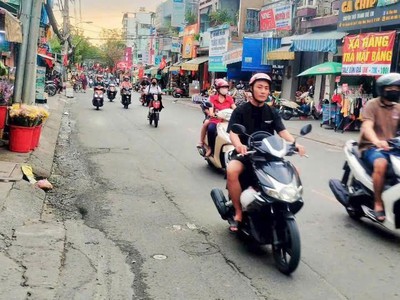 Nhà mặt tiền nguyễn thị kiểu quận 12 122m2 ngang khủng 7.2m 0