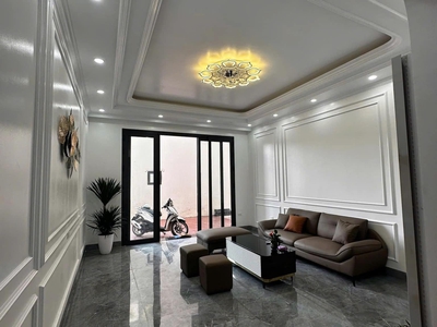 Bán nhà 5.5 Tầng gần Big C,Cột 5,P.Hồng Hải. DT:45m2 Có Thang Máy 0