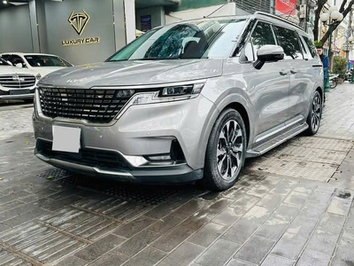 Kia Carnival Signature 2.2D 2022 11