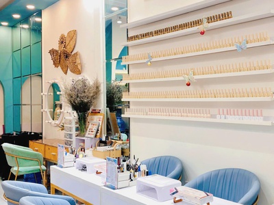 Sang tiệm nails   gội đầu cực đẹp ngay quận phú nhuận 0