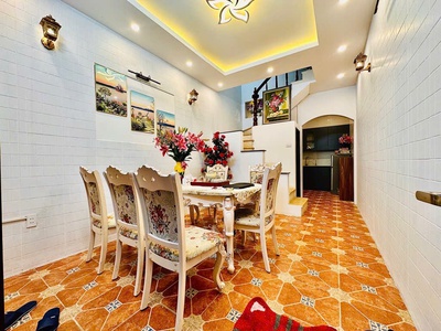 Biệt thự ngã tư sở 32 mét, 4 tầng, 3 phòng ngủ, nhà mới cứng, sổ đỏ chính chủ. ngõ nông rộng rãi, 0