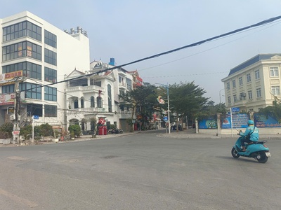 Đất minh khai 115m2-mt8m, kinh doanh, 2 thoáng đường ô tô, giá 9.45 tỷ 0