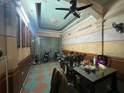 Chính chủ cho thuê nhà đẹp   kinh doanh ngay tại mặt đường giải phóng, giáp bát 4