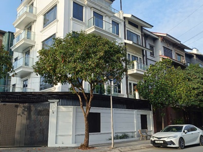 Viglacera xuân phương 105m2-5t, vỉa hè kd, ô tô tránh, nt đẹp, giá 18 tỷ 0