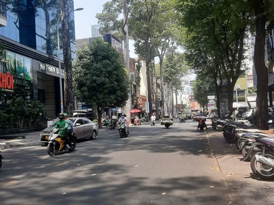 Bán Nhà Mặt Tiền Đường Tôn Thất Tùng Quận 1.DT:4,1x18m.Giá 43 Tỷ 1