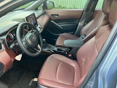 Bán xe Toyota Corolla Cross 1.8V 2022, màu xanh. 7