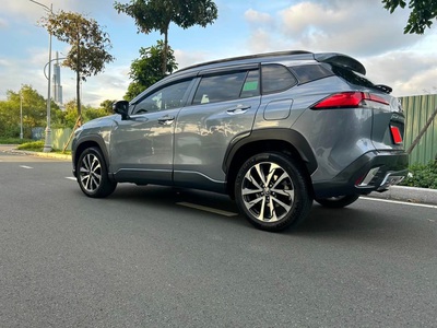 Bán xe Toyota Corolla Cross 1.8V 2022, màu xanh. 3