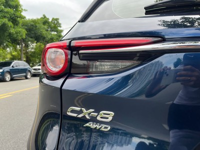 Bán xe Mazda CX8 Premium 2.5AT AWD 2020, màu xanh. 7