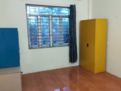 Tôi cần cho thuê 2,5 tầng 3 ngủ số 16 ngõ 28 đường An Thắng, Biên Giang, Hà Đông. 1