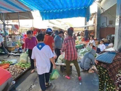 B.án gấp nhà mặt tiền chợ số 6 p- hố nai gía chỉ hơn 3ty 1