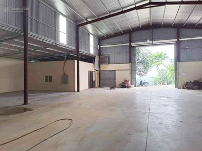 Kho Phạm Hùng 450m2 đường Phạm Hùng, sẵn điện, nước giá 22 triệu 0