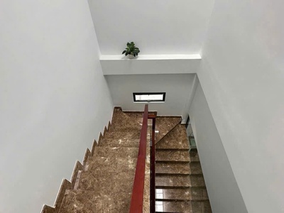Cho thuê nhà lầu đẹp full nội thất, sân oto, gần chợ biên hoà chỉ 15tr/tháng 4