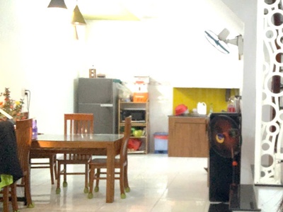 Nhà đẹp 3 tầng, xe hơi ngủ trong nhà , dtsd 136m2, ở ngay, thủ đức, giá chỉ 4ty nhỉnh. 3