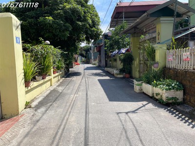 Bán đất đông dư gia lâm,sát cầu thanh trì, ô tô tránh, 60m, mt4m, 5 tỷ dư 3