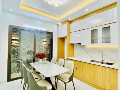 Hoa hậu tư đình - bán nhà 6 tầng, thang máy , ô tô đỗ ,hơn 7 tỏi 1