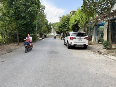 Cần bán 100m2 nhà thô 4,5 tầng tại KĐT 31ha Trâu Quỳ, Gia Lâm. Thiết kế đầy đủ công năng, giá tốt 2