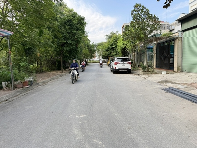 Cần bán 100m2 nhà thô 4,5 tầng tại KĐT 31ha Trâu Quỳ, Gia Lâm. Thiết kế đầy đủ công năng, giá tốt 3